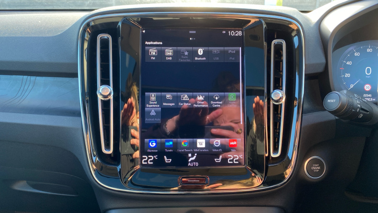 Volvo Xc40 1.5 T5 Recharge PHEV Ultimate Dark 5dr Auto Estate